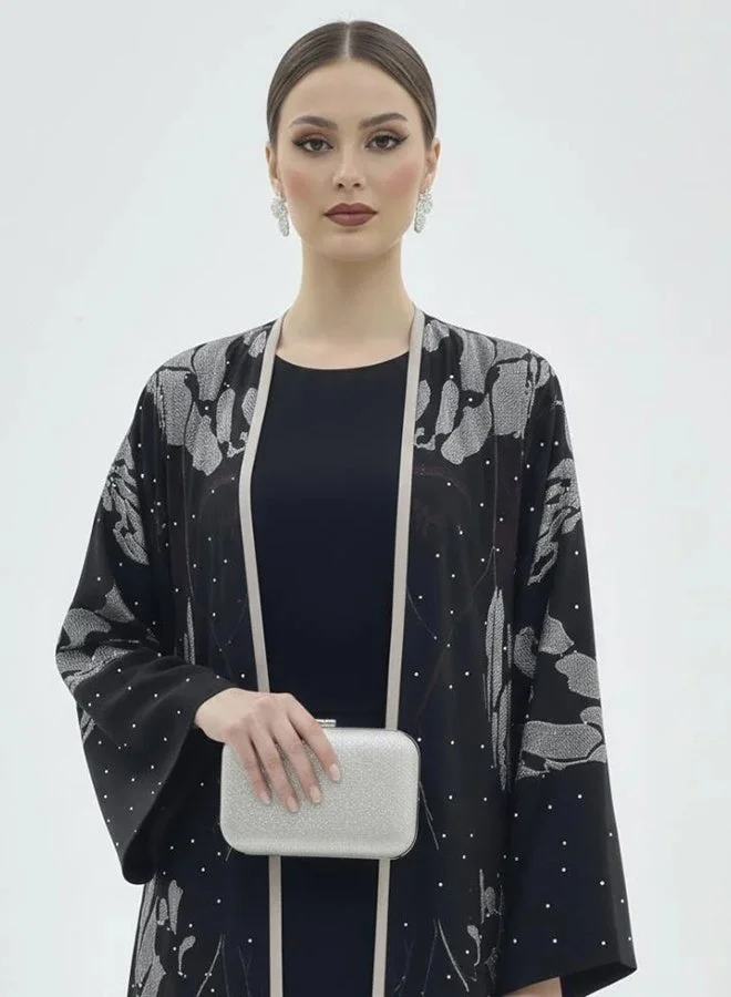 عبايات لمحة عباية نُوران بالفصوص